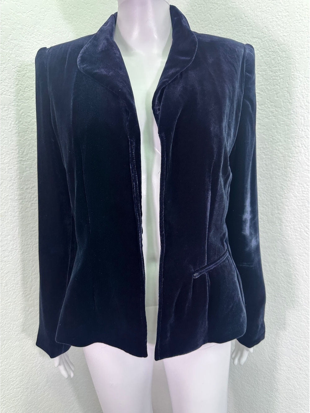 VTG 1980s Women’s Sz 10 Dana Buchman Rayon Silk Blue Velvet Open Front Blazer